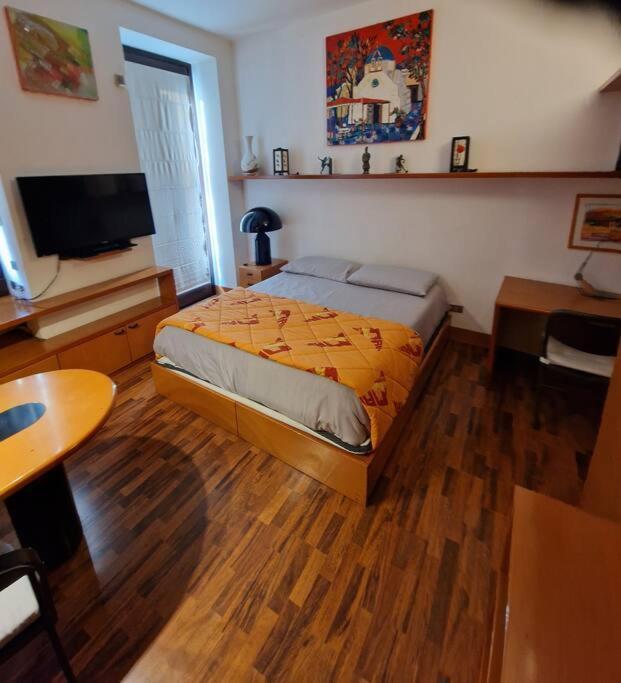Osti 3 Beautifully Furnished Apartment Милано Екстериор снимка